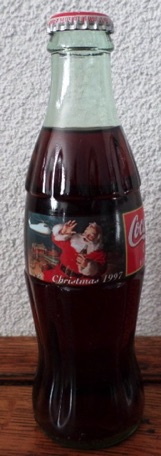 1997-2055 € 5,00 coca cola flesje 1997 kerstman bij trein.jpeg